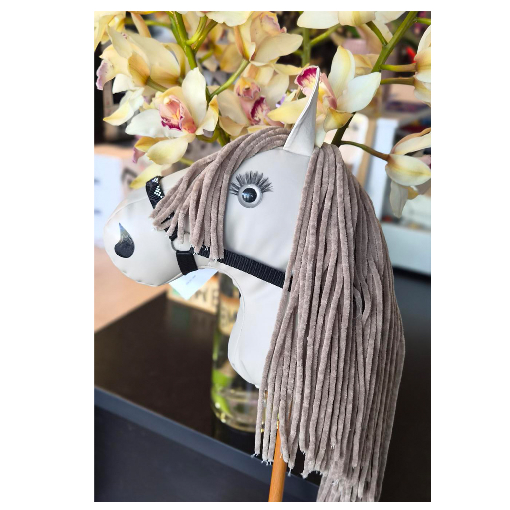 Mia Hobby Horse - Image 6